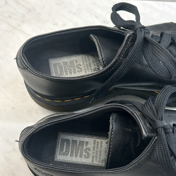 Dr Martens Made In England 90’s Black Tie Shoes Size 8 Men-10 Women Preowned - Picture 7 of 9